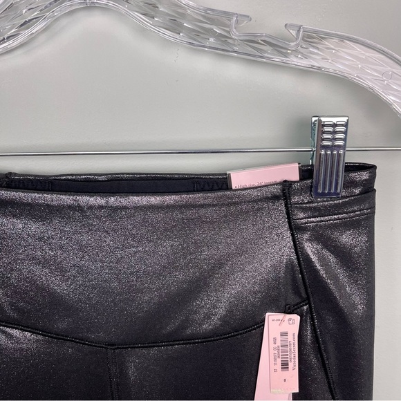 Victoria's Secret Sweat On Point Shine Legging NWT - Picture 7 of 10